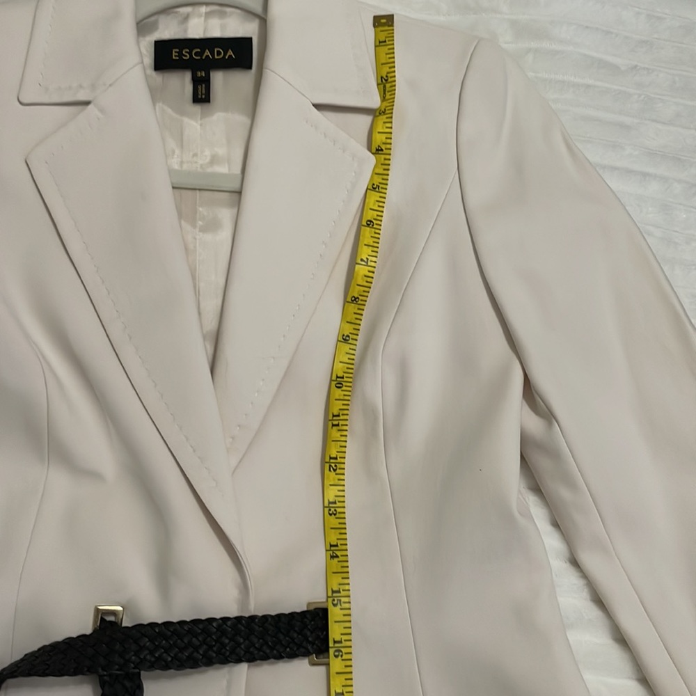 ESCADA BEAUTIFUL Sz 34 (S) Blazer Off White with Black Lamb Braided Belt EUC - Picture 10 of 11